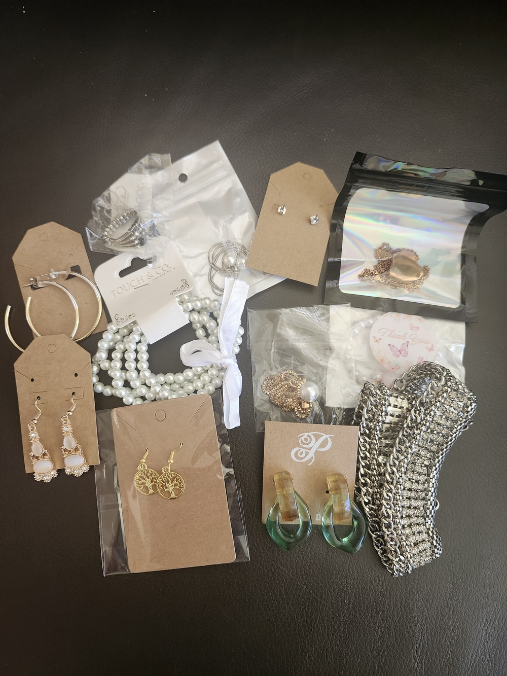 Assorted Women’s Jewelry- Mixed Silver, Gold, Pearl & Green Pieces